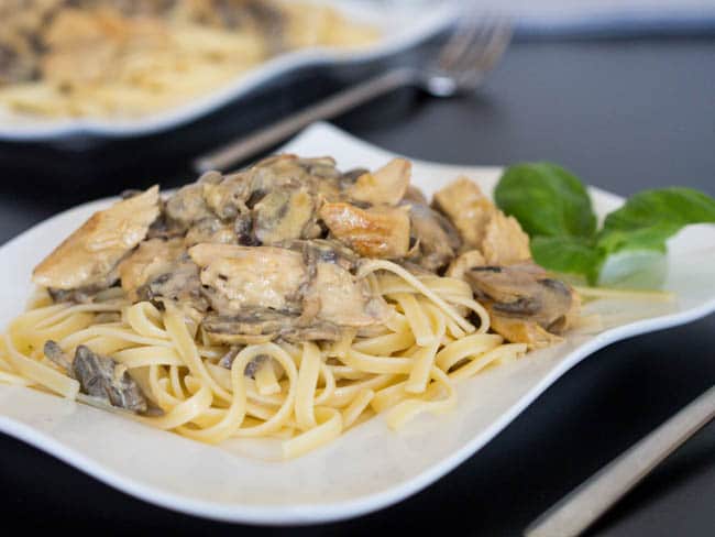 chicken-and-mushrooms-dijon-pasta