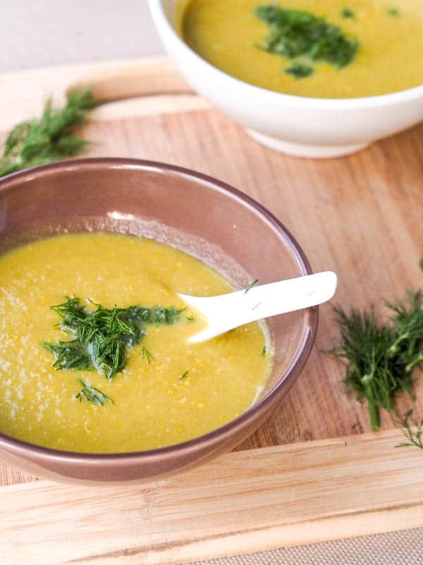 Creamy vegan asparagus soup recipe
